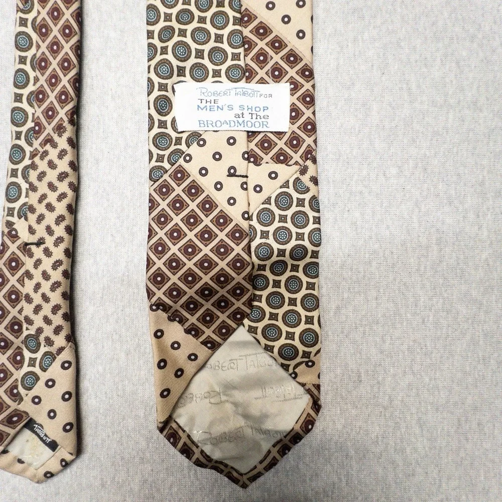 Robert Talbott Tie Mens Shop at the Broadmoor 100% Silk Geometric Office‎ Preppy
